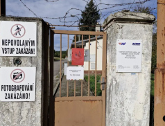 Neprofesionální. Hejtman a starostové ze Zlínska ostře odmítli Fialovo zpochybňování ruské stopy ve Vrběticích