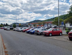 Začala finální fáze opravy páteřní komunikace na Ohradě