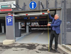 Vsetínská radnice usiluje o zvýšení výškového limitu pro vjezd do parkovacího domu