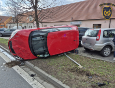 V úterý zasahovali hasiči v kraji u pěti dopravních nehod 