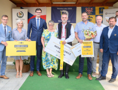 Nedachlebice hostily slavnostní předání ocenění Vesnice roku