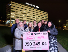 Růžový říjen vynesl statisíce pro zlínskou onkologii