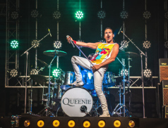 Slovácké léto odpálí show kapely Queenie. Premiéru budou mít šipky