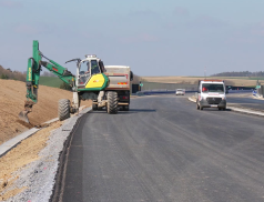 Dálnice D49 u Fryštáku je těsně před dokončením