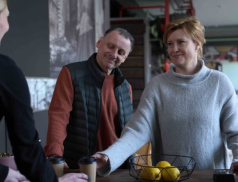 Zlín plný zločinů a tajemství. Nová řada krimi seriálu zavede diváky do divokých devadesátek
