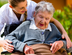 Celkem 11 milionů na podporu sociálních a zdravotních služeb