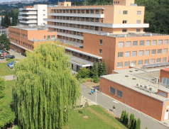 Všem krajským nemocnicím se letos daří hospodařit se ziskem
