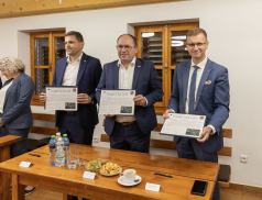 Vlachovická přehrada jako budoucí zdroj pitné vody: kraj, obce i ministerstva podepsaly memorandum