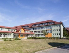 Nové parkoviště, komunitní centrum i sportovní zázemí. Kraj schválil další podporu obcím