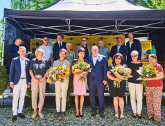 Pěstouni dávají dětem bezpečí a domov. Zlínský kraj je za to tradičně ocenil