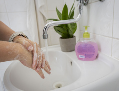 Hygienička KNTB: Mytí rukou lidé často podceňují