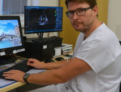 Vysoký tlak často nebolí, ale ničí srdce, mozek i ledviny