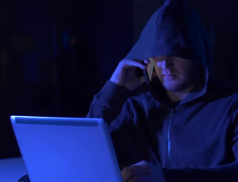 Chtěl prodat jízdní kola. Přišel o téměř 90 tisíc  