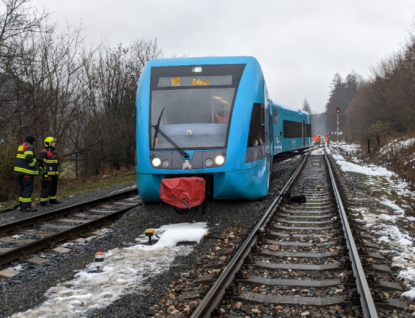 V Brumově vykolejil osobní vlak