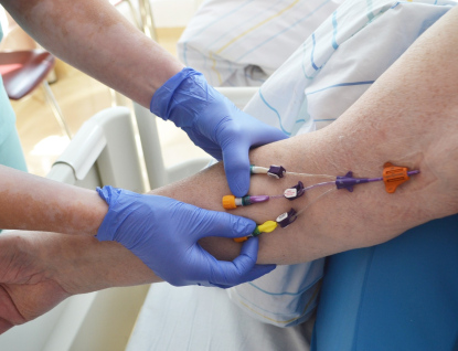 Komplexní léčba jedním vpichem: PICC tým v Nemocnici AGEL Valašské Meziříčí zlepšuje péči o pacienty