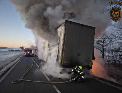 U Krhové začalo hořet nákladní vozidlo
