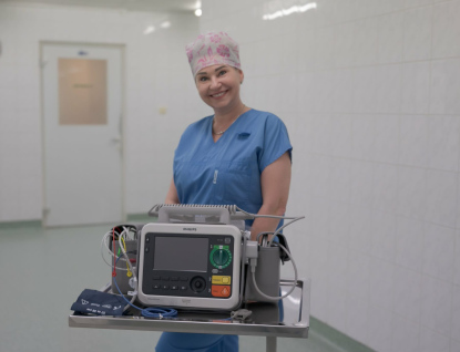 Valašskomeziříčská nemocnice zachraňuje životy s novým přístrojem: Na sálech pomáhá špičkový defibrilátor