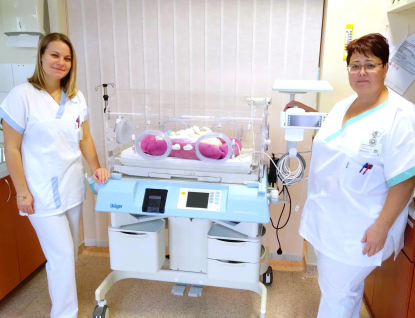 Novorozenecké oddělení Nemocnice AGEL Valašské Meziříčí získalo nový inkubátor