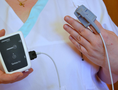 Plicní ambulance v Nemocnici AGEL Valašské Meziříčí má nový přístroj pro diagnostiku poruch dýchání ve spánku