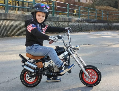 Děti z Valmezu postavily unikátní funkční minimotorku