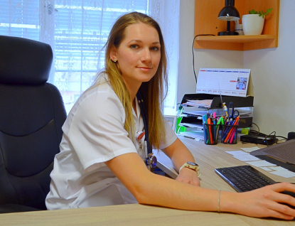 Mladá lékařka našla práci v Nemocnici AGEL Valašské Meziříčí díky veletrhu AGEL JOB