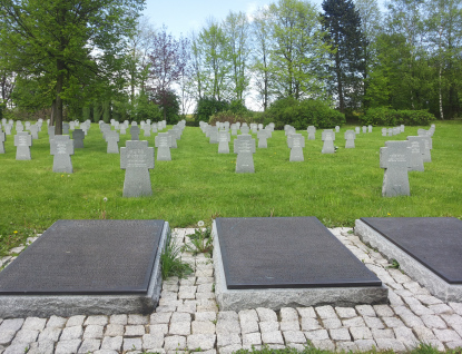 Kraj vede evidenci válečných hrobů a pietních míst. Je jich více než 1 300