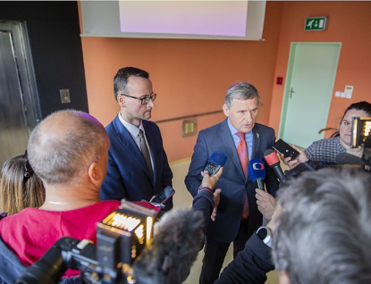 Hejtman Čunek představil zastupitelům projekt Nové krajské Baťovy nemocnice