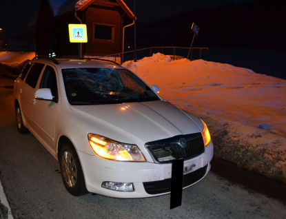 V Halenkově srazilo auto chodce na přechodu  