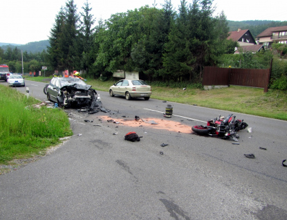 Řidič motocyklu nehodu v Horní Bečvě nepřežil