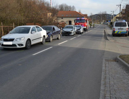 Nedobrzdila a byla z toho řetězová bouračka