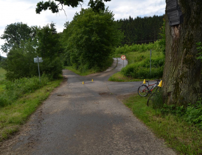 Cyklistka utrpěla po střetu s cyklistou těžké zranění. Cyklista byl pod vlivem drog 