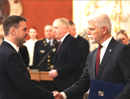 Z Turka frustrovaný Macinka se zřejmě pomátl. Vydíral prezidenta