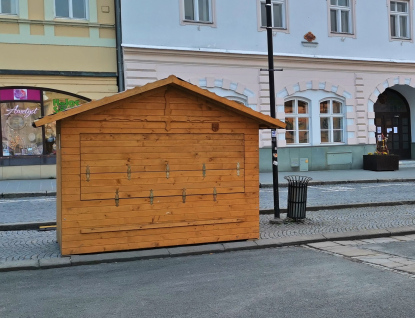 Valašské Meziříčí nabízí roušky a dezinfekci ke koupi občanům