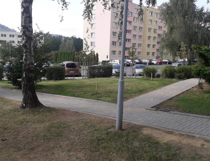 Město dokončilo opravu chodníku na ulici Svazarmovská