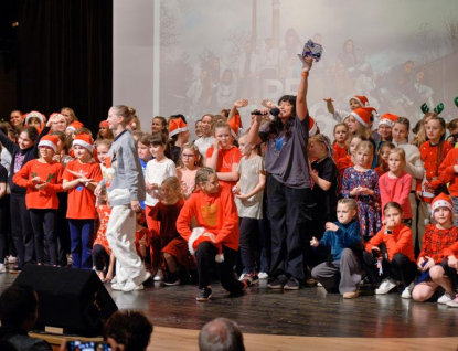 Cena starosty města Rožnov p. R. byla udělena taneční skupině Heart2Beat & Static Breaker a Jiřímu Svákovi