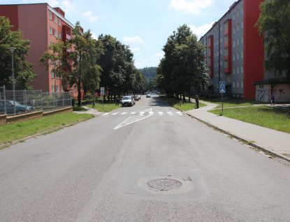 Vážná nehoda cyklisty v Rožnově. Policie hledá svědky