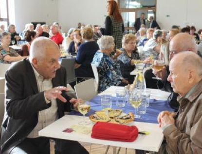 V Rožnově pod Radhoštěm se setkalo více než 80 jubilantů