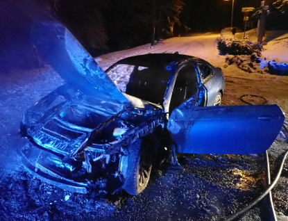 U požáru osobního automobilu na Soláni zasahovaly dvě jednotky hasičů