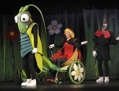 Divadlo dětem zve na pohádku: Ferda mravenec se vydává do cizích služeb