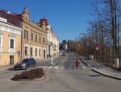 Palackého ulici čeká sanace svahu i oprava chodníku