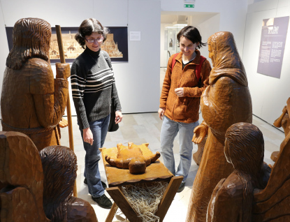 Výstava Dřevořezby v muzeu na zámku Vsetín 