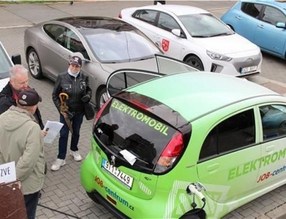 Zájemci si ve Vsetíně vyzkouší elektromobil, elektrokolo i další ekologicky šetrné formy dopravy