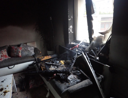 Požár obývacího pokoje ve Vsetíně. Škodu majitel vyčíslil na 1,5 milionu korun 