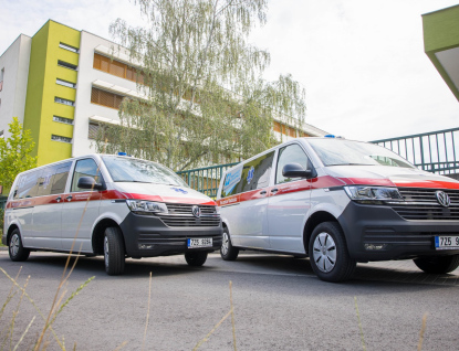 Dvě nové převozové sanitky a další ještě přibudou