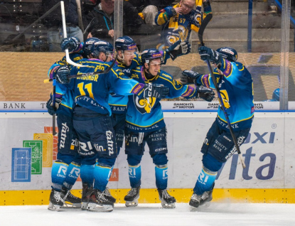 Zlín nechal Pardubice dotáhnout z 5:1 na 5:4, přesto sérii srovnal. O postupujícím se rozhodne v pátek