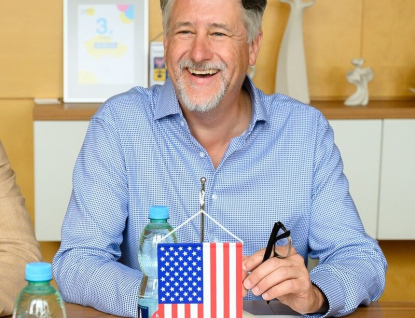 Do Zlínského kraje přijel Drew Scheberle z Texasu, firmám z regionu má otevřít cestu do USA
