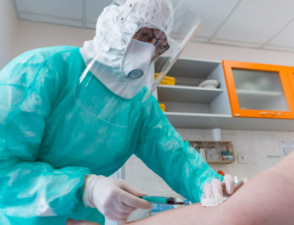 Lékaři ve Zlíně a Uherském Hradišti zkoušejí rychlotesty, vadí jim jejich nízká spolehlivost