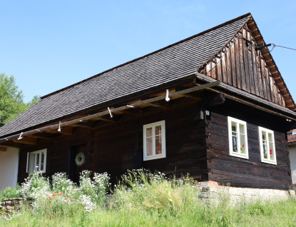 Chalupa Hajan v Lužné získala titul Lidová stavba roku 2025 Zlínského kraje