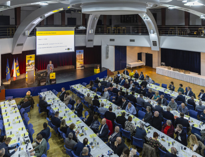 Krajští radní se v Luhačovicích setkali s téměř dvěma stovkami starostů