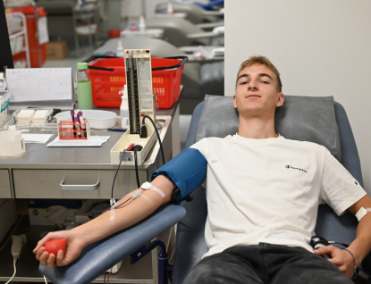 Uherskohradišťská nemocnice přivítala nové dárce z řad studentů Gymnázia UH